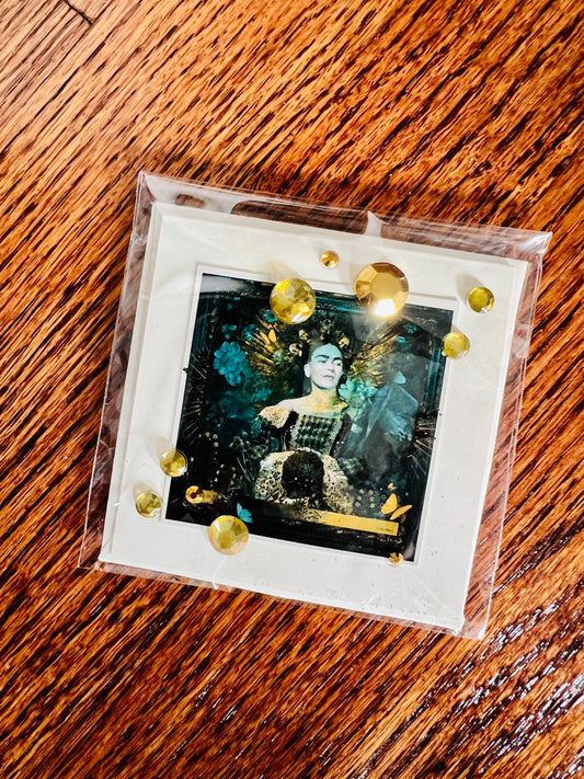 MINI FRIDA • “Golden”